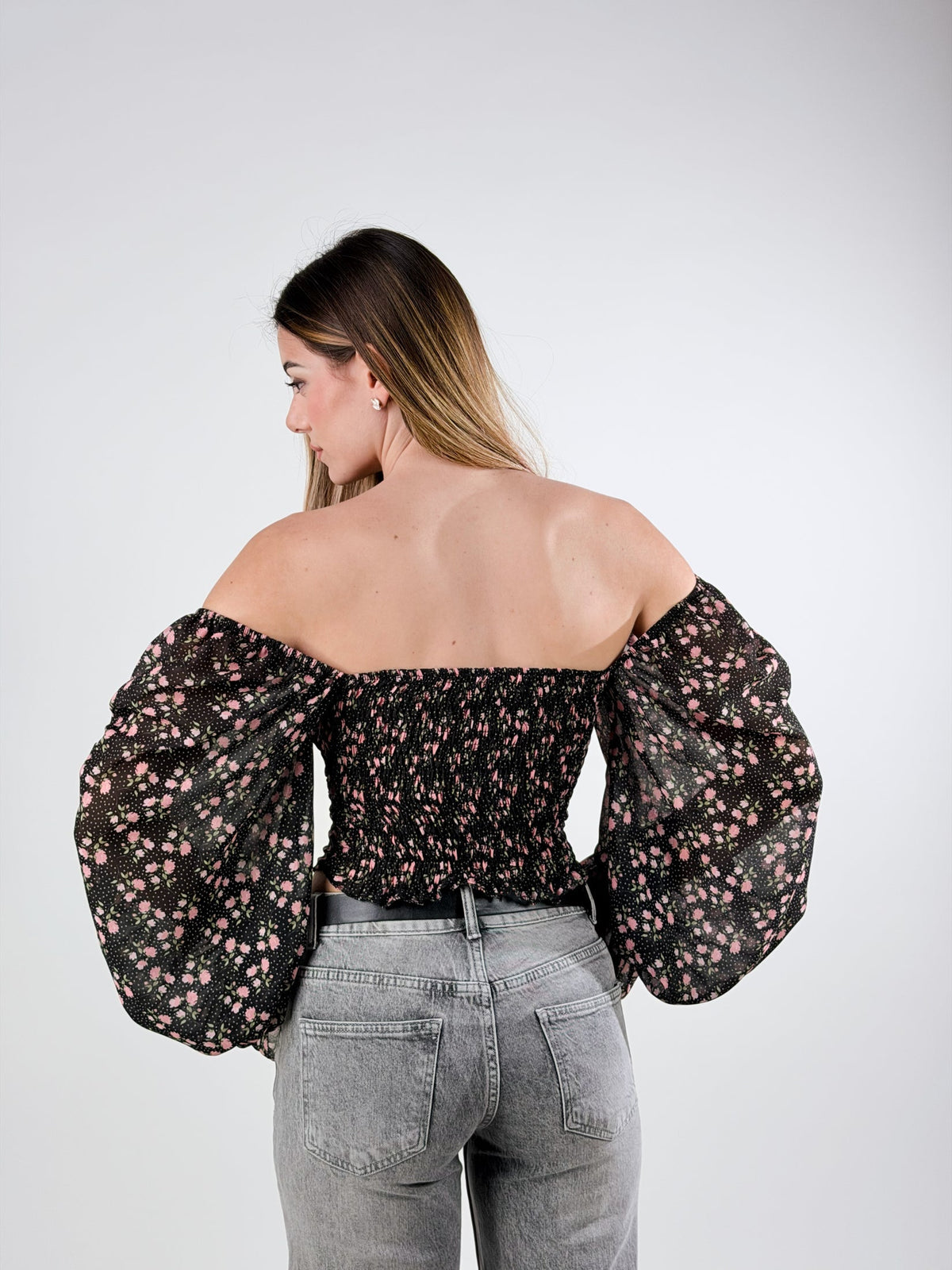 Estela — Blusa Bardot de hombros descubiertos