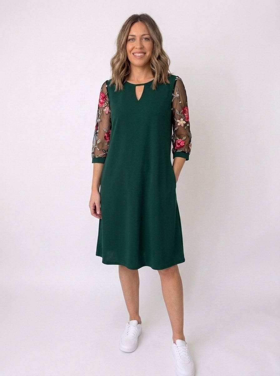 Soledad | Vestido de Cóctel con Mangas Bordadas Mujer Escote V Transparente