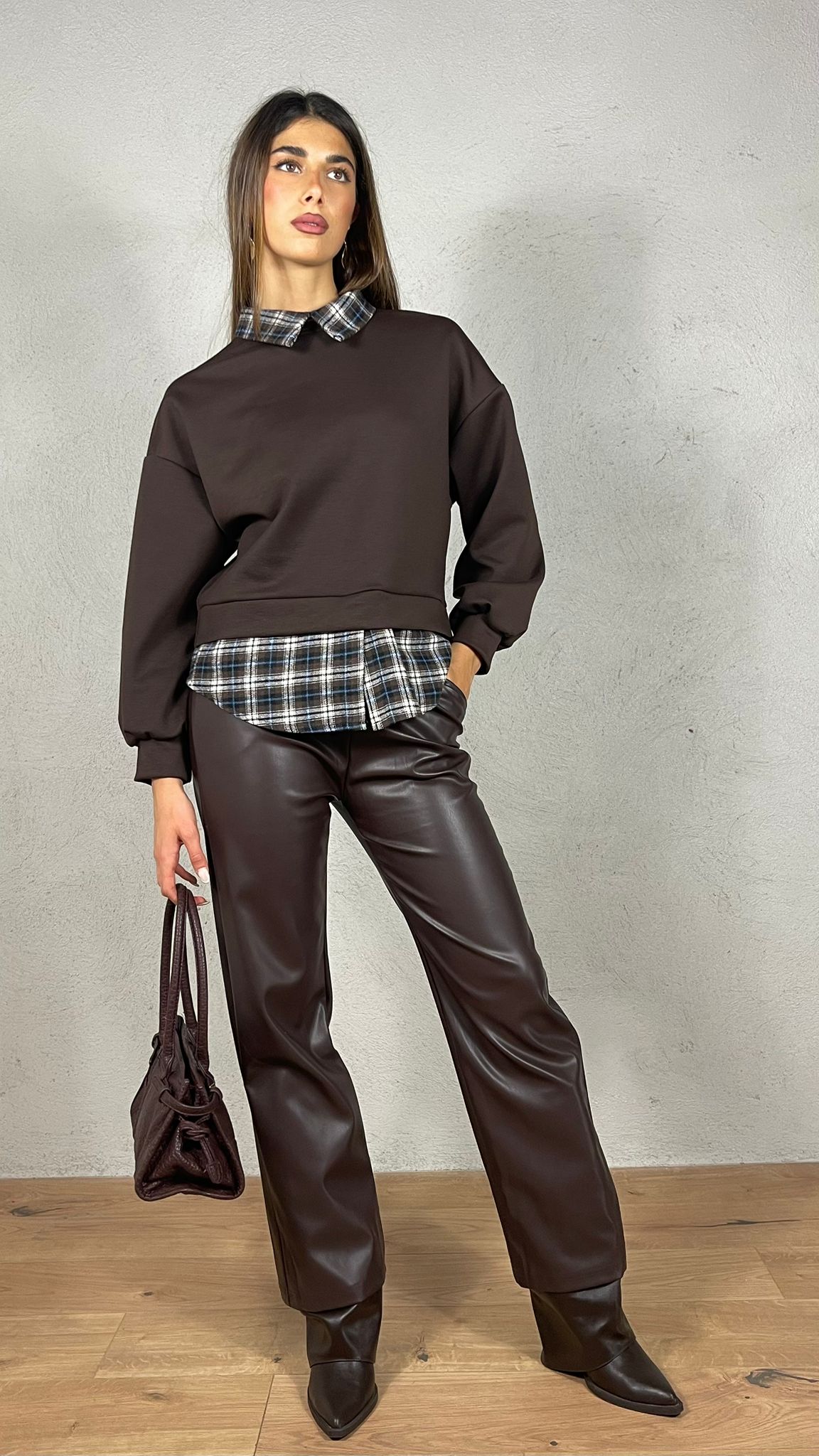 Joana — Pantalón efecto piel de pierna ancha