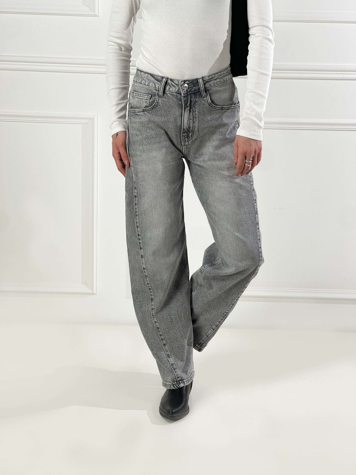 Cecilia — Jeans con costuras laterales