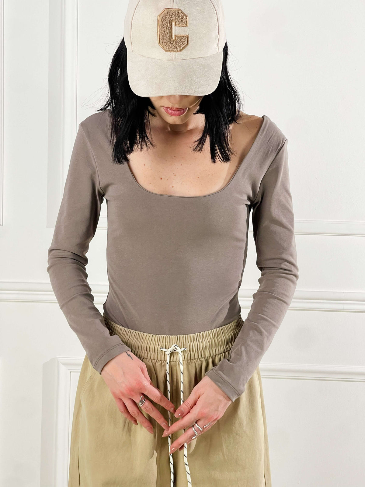 Leyre — Body de escote cuadrado clásico