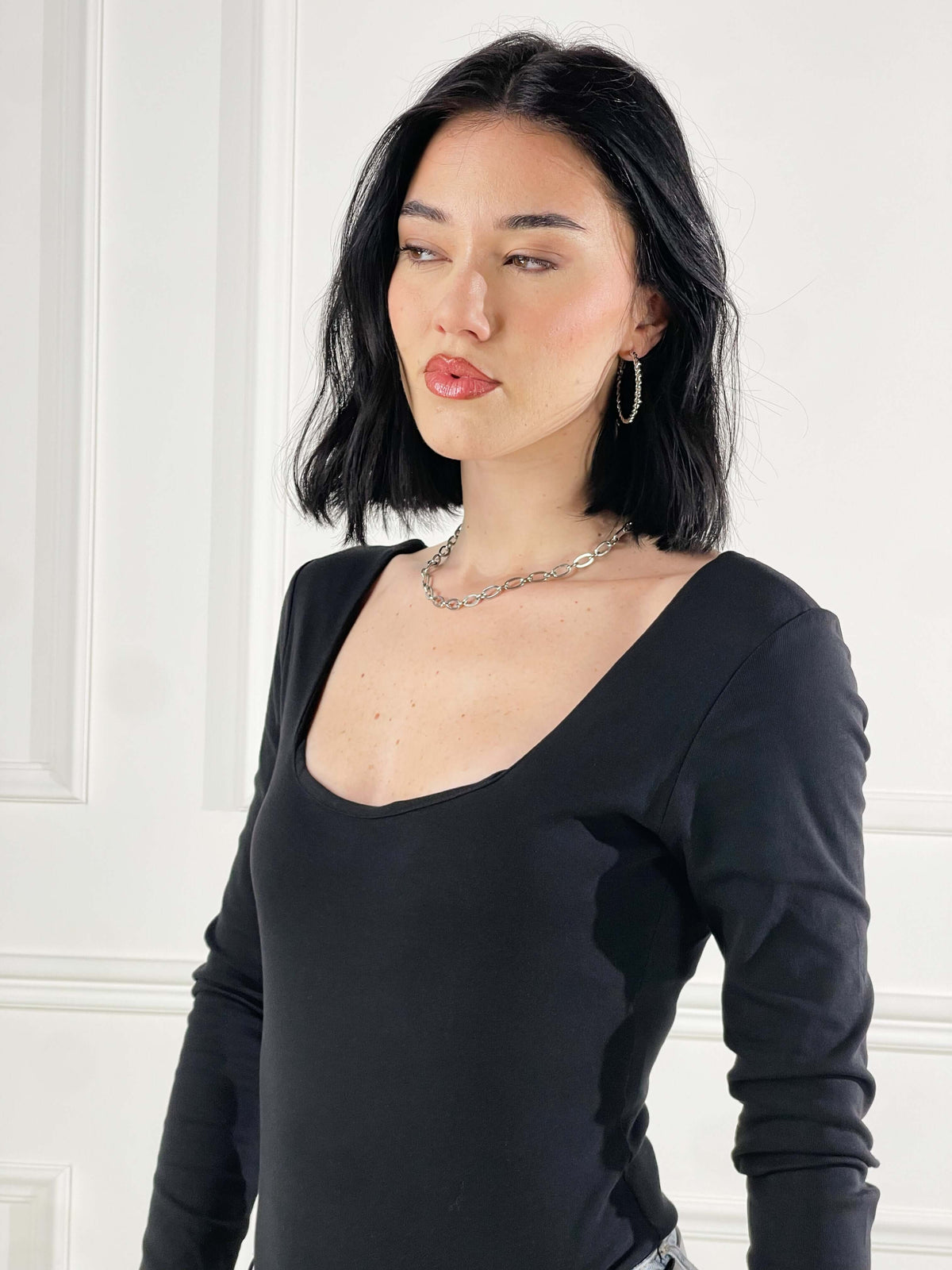 Leyre — Body de escote cuadrado clásico