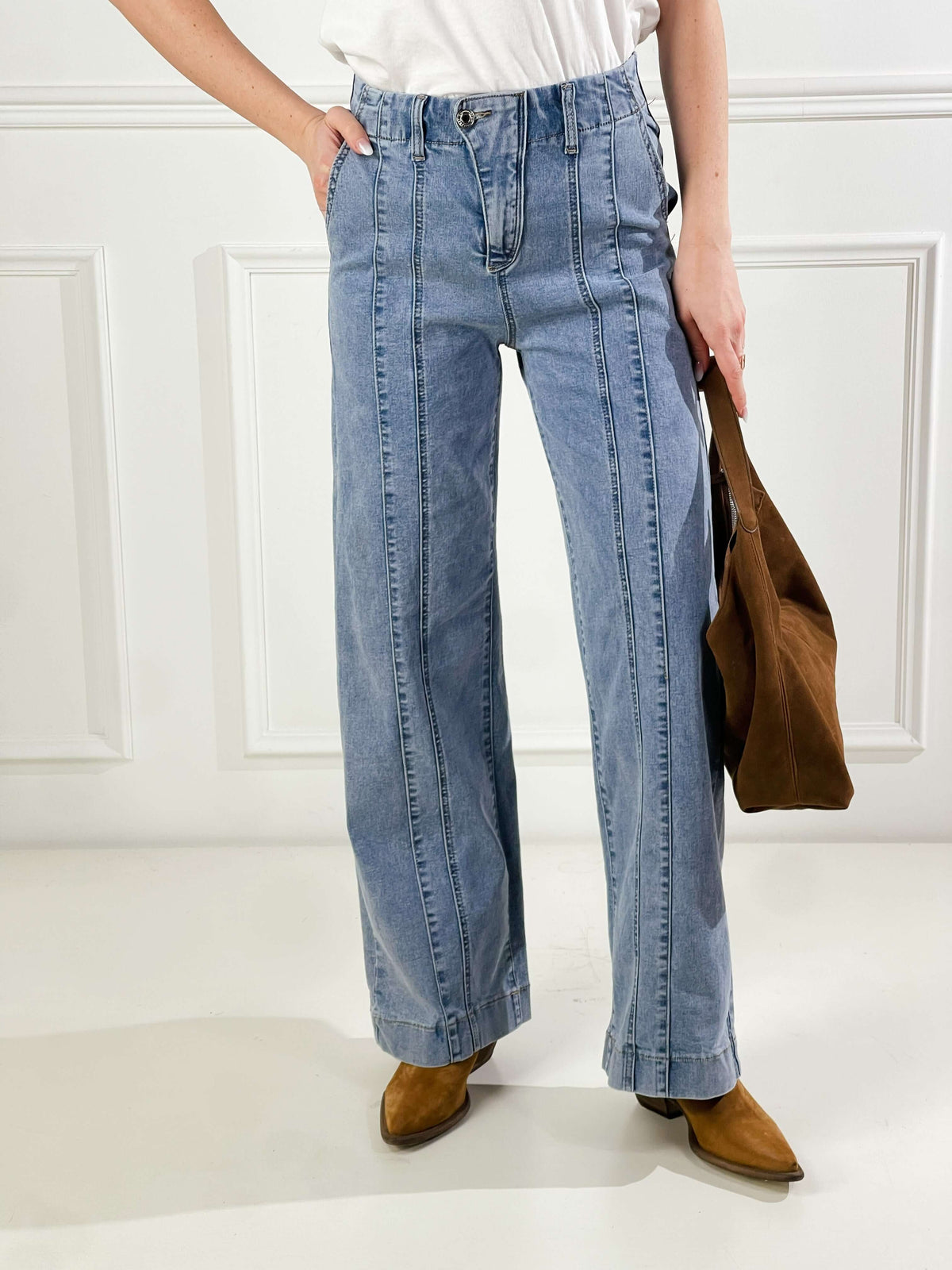 Débora — Jeans estilo country
