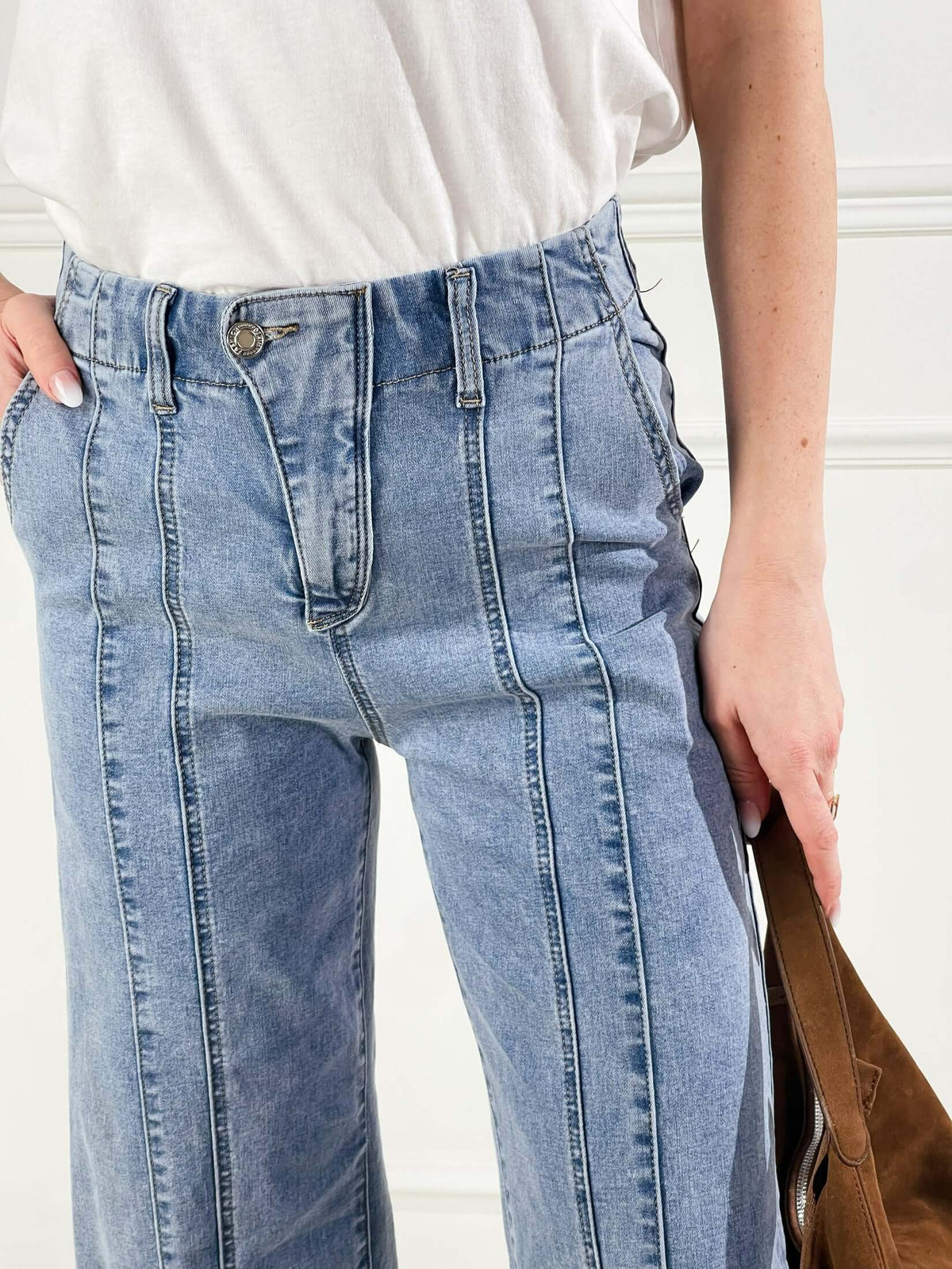 Débora — Jeans estilo country