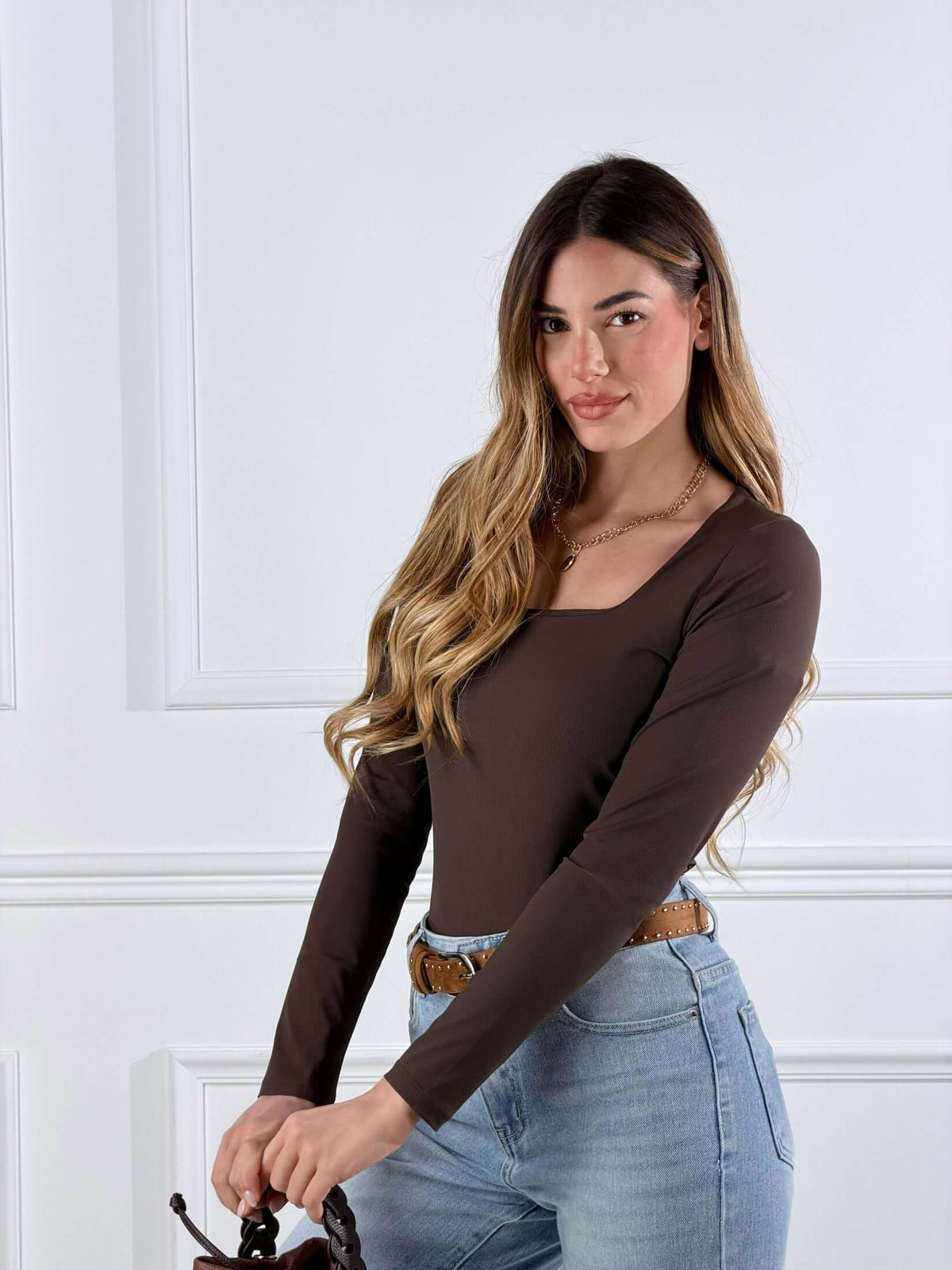 Itziar — Body de escote cuadrado