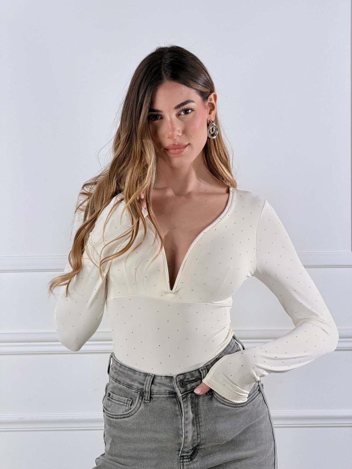 Janira — Body de escote de corazón con micro strass