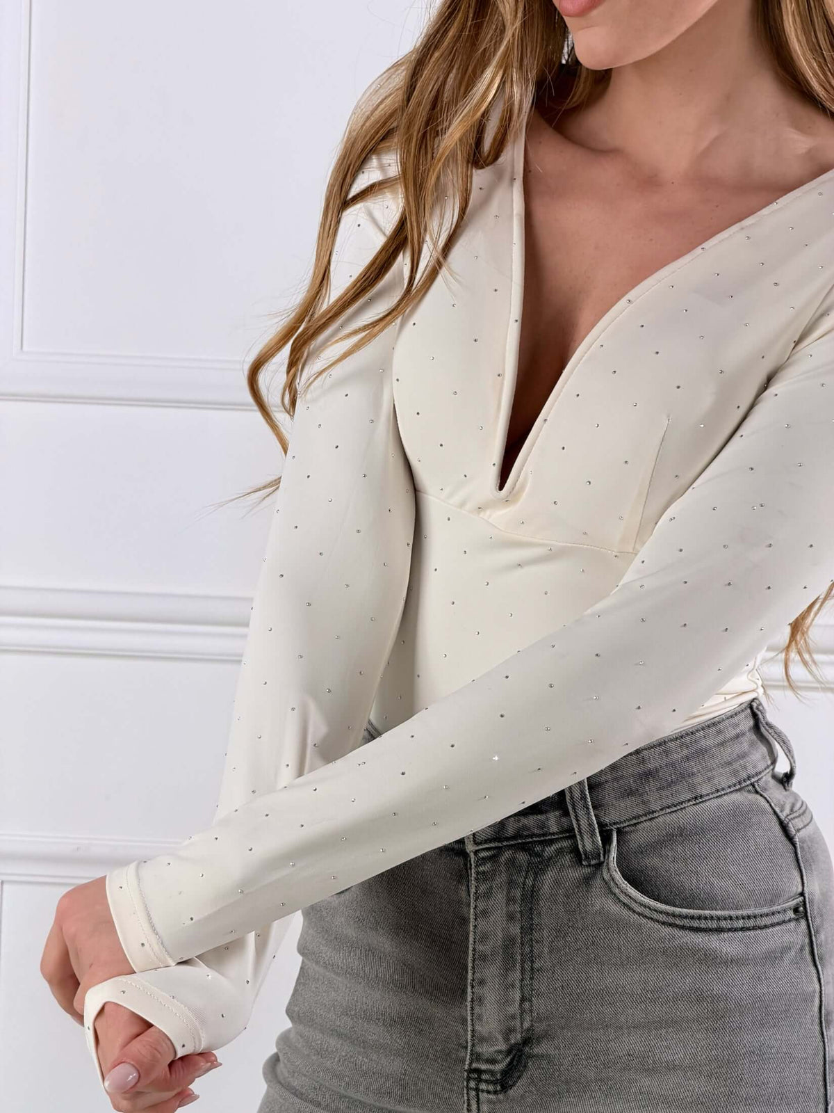 Janira — Body de escote de corazón con micro strass