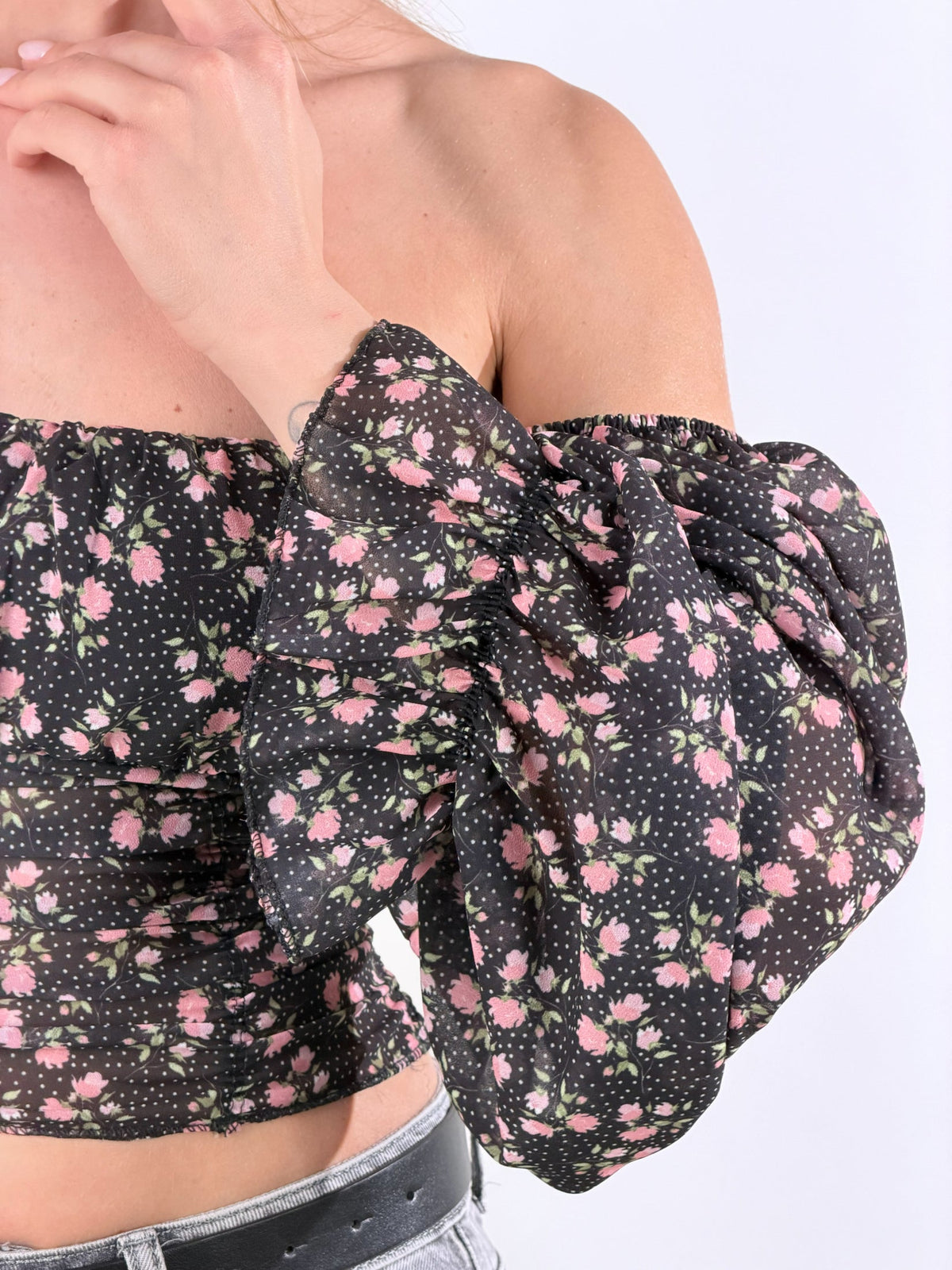 Estela — Blusa Bardot de hombros descubiertos
