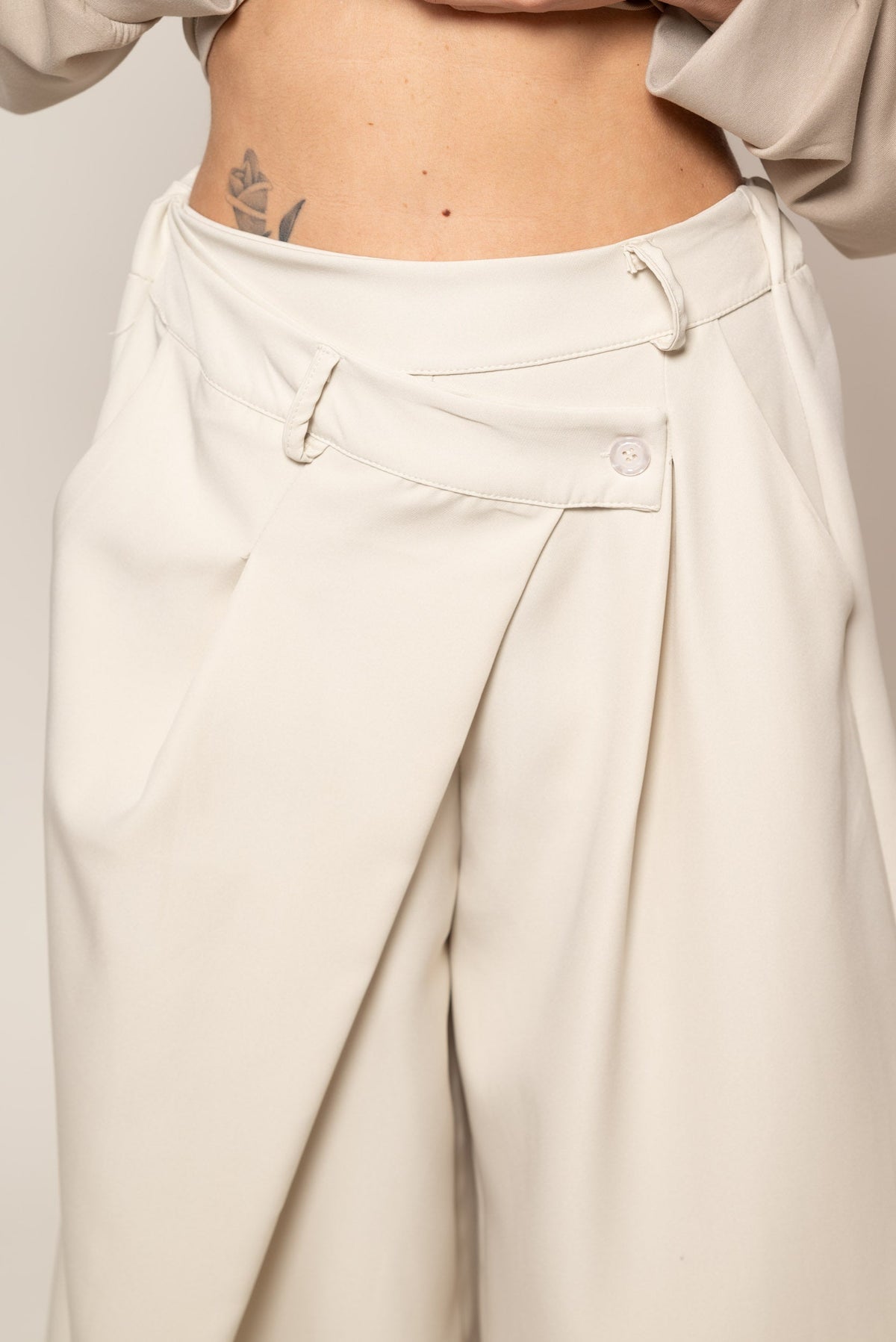 Fabia — Pantalón cruzado