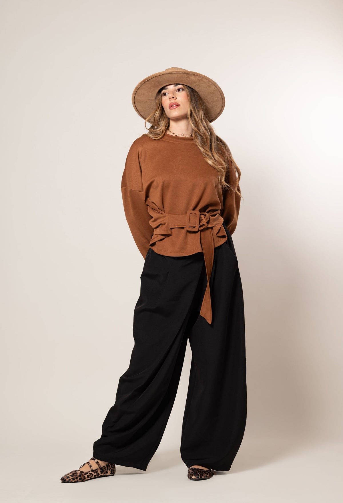 Fabia — Pantalón cruzado