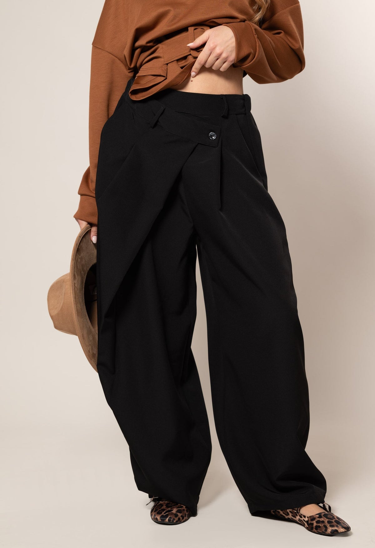 Fabia — Pantalón cruzado