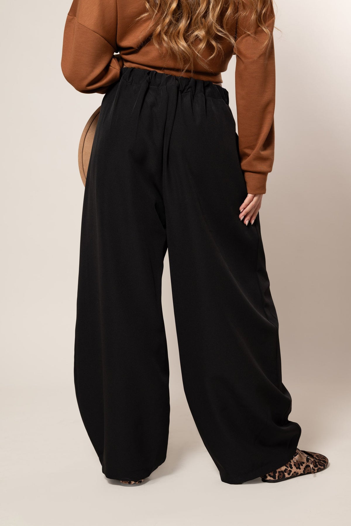 Fabia — Pantalón cruzado