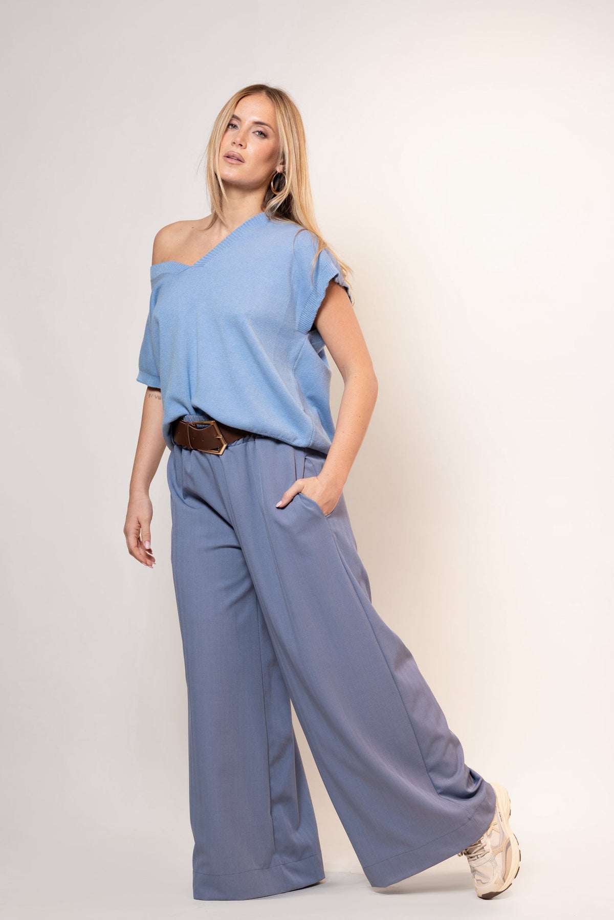 Francisca — Pantalón palazzo con cinturón