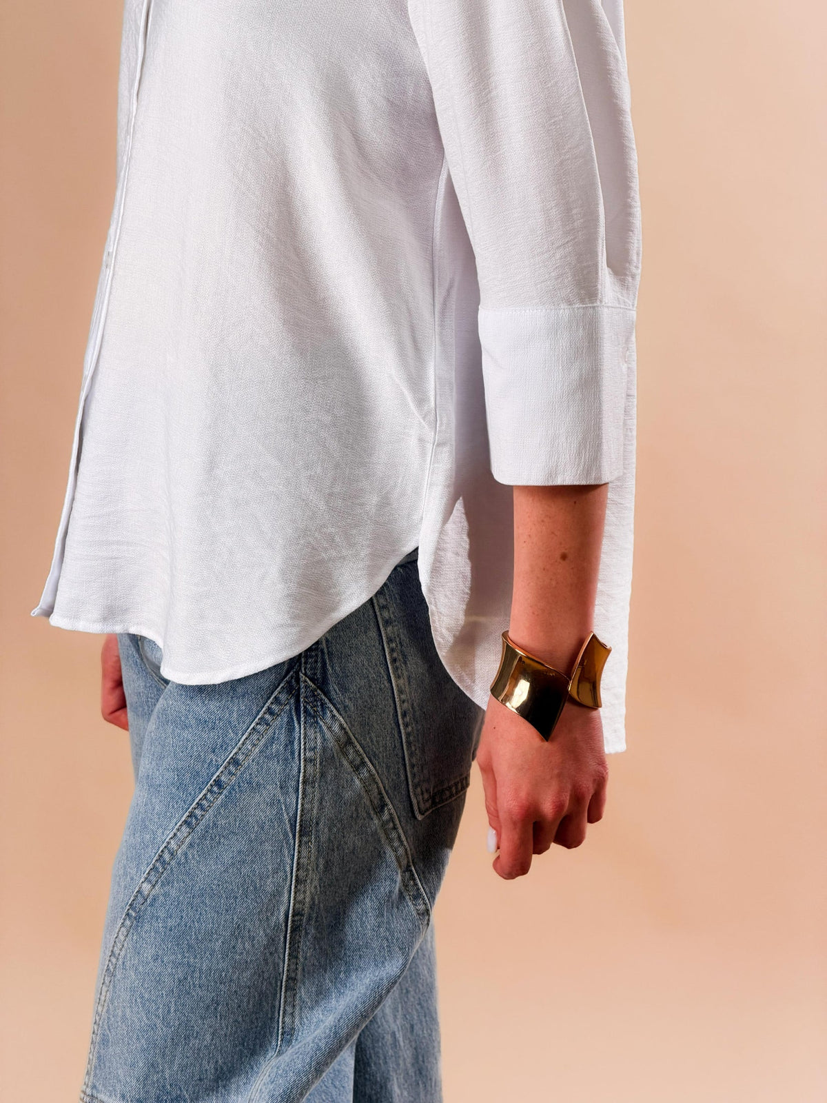 Celeste — Camisa con botones y mangas tres cuartos