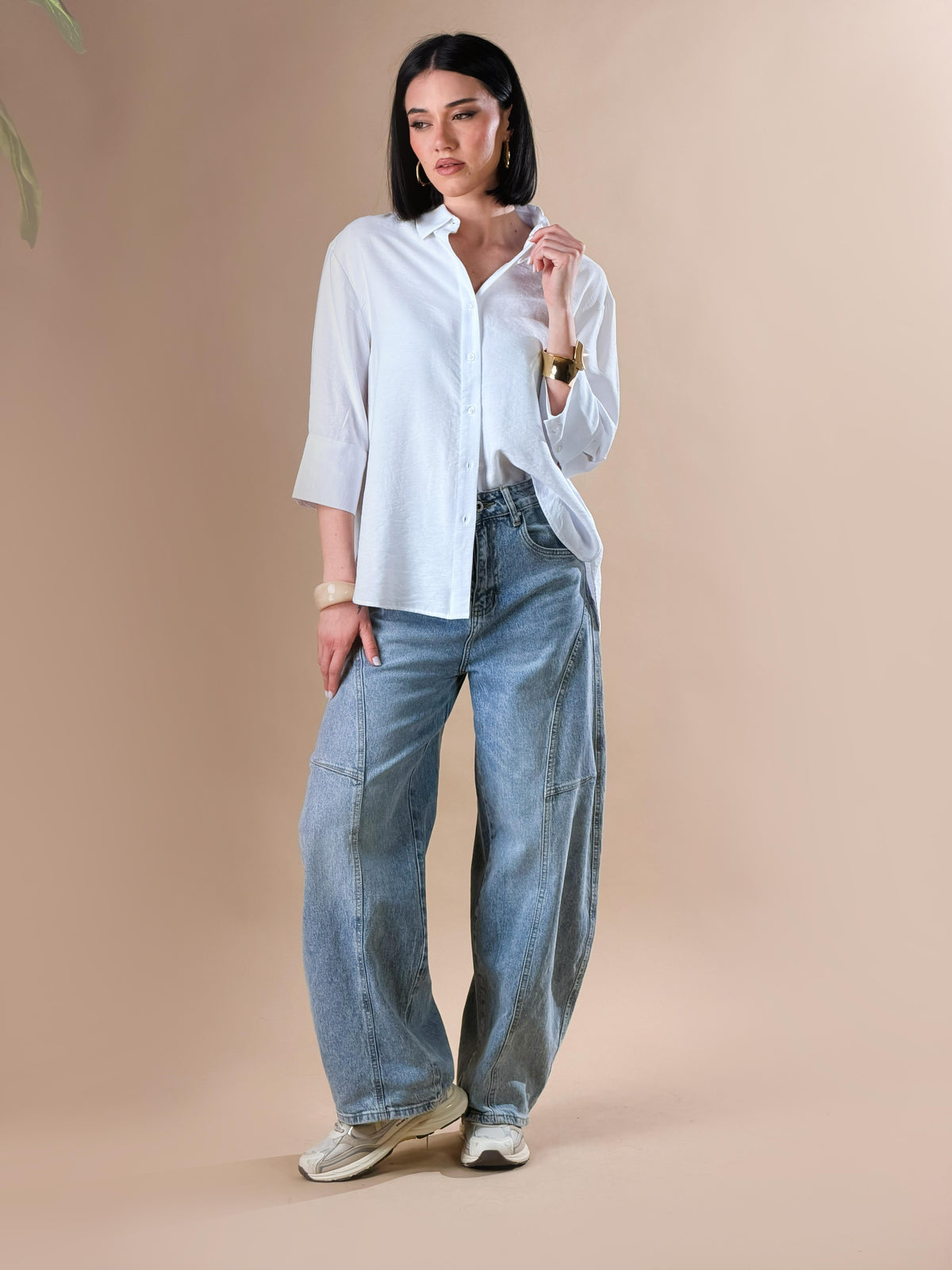 Celeste — Camisa con botones y mangas tres cuartos