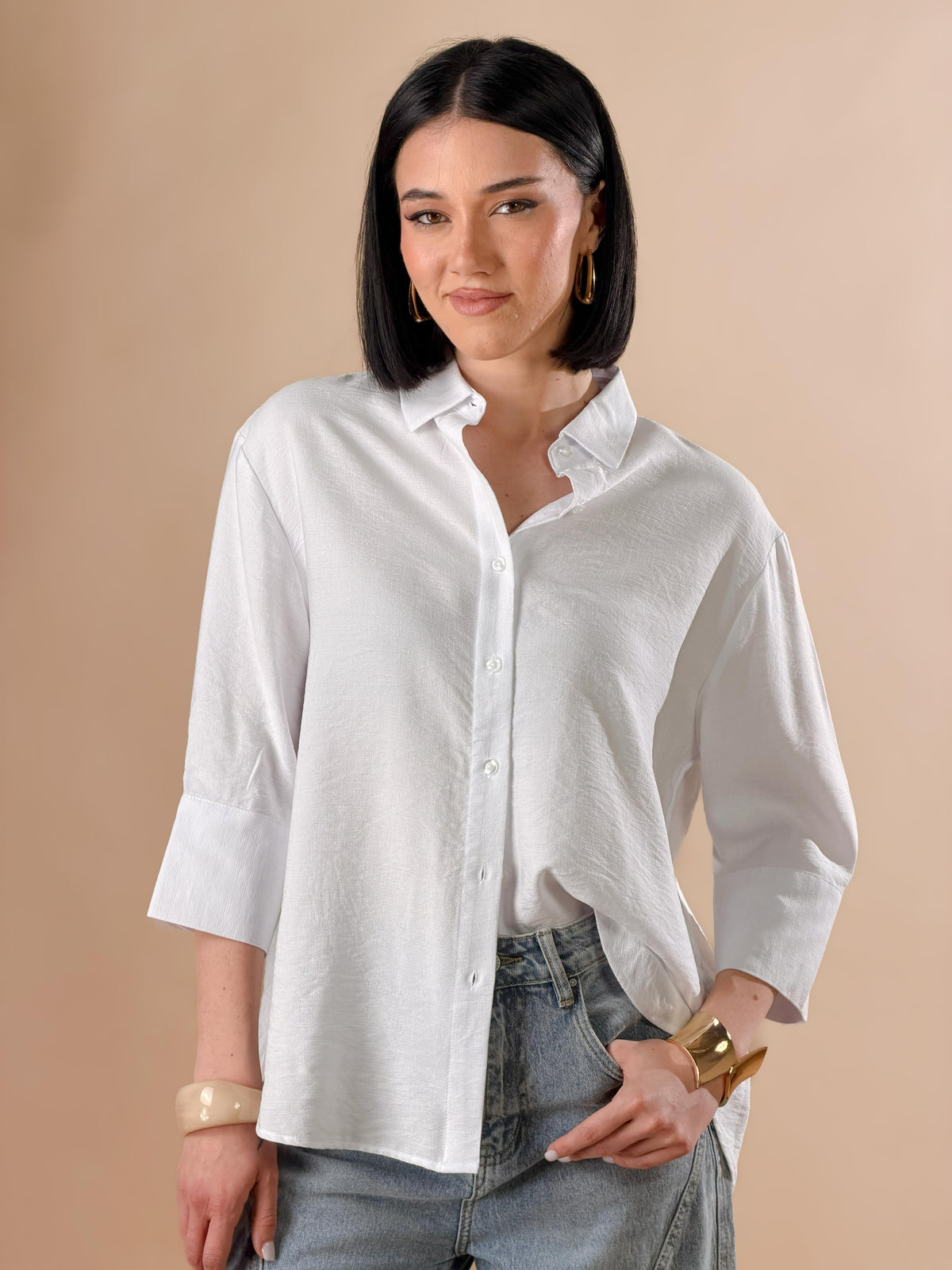 Celeste — Camisa con botones y mangas tres cuartos