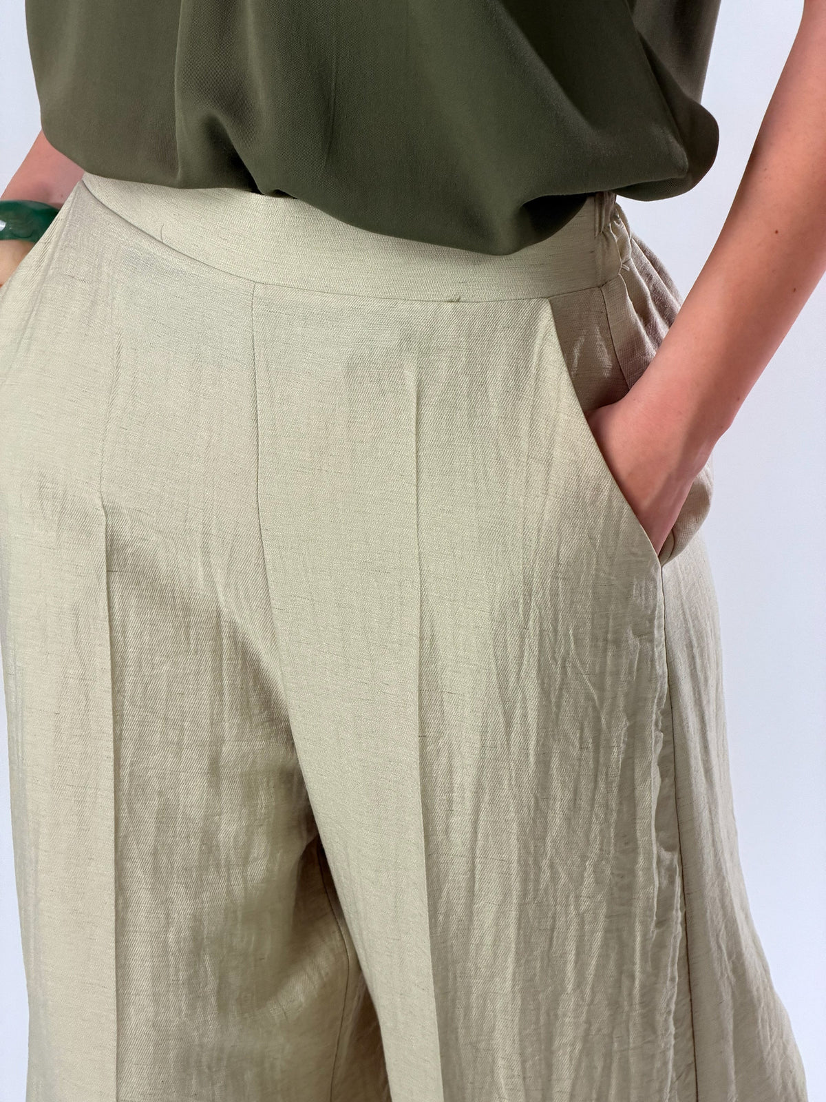 Aina — Pantalón ancho al tobillo de mezcla de lino