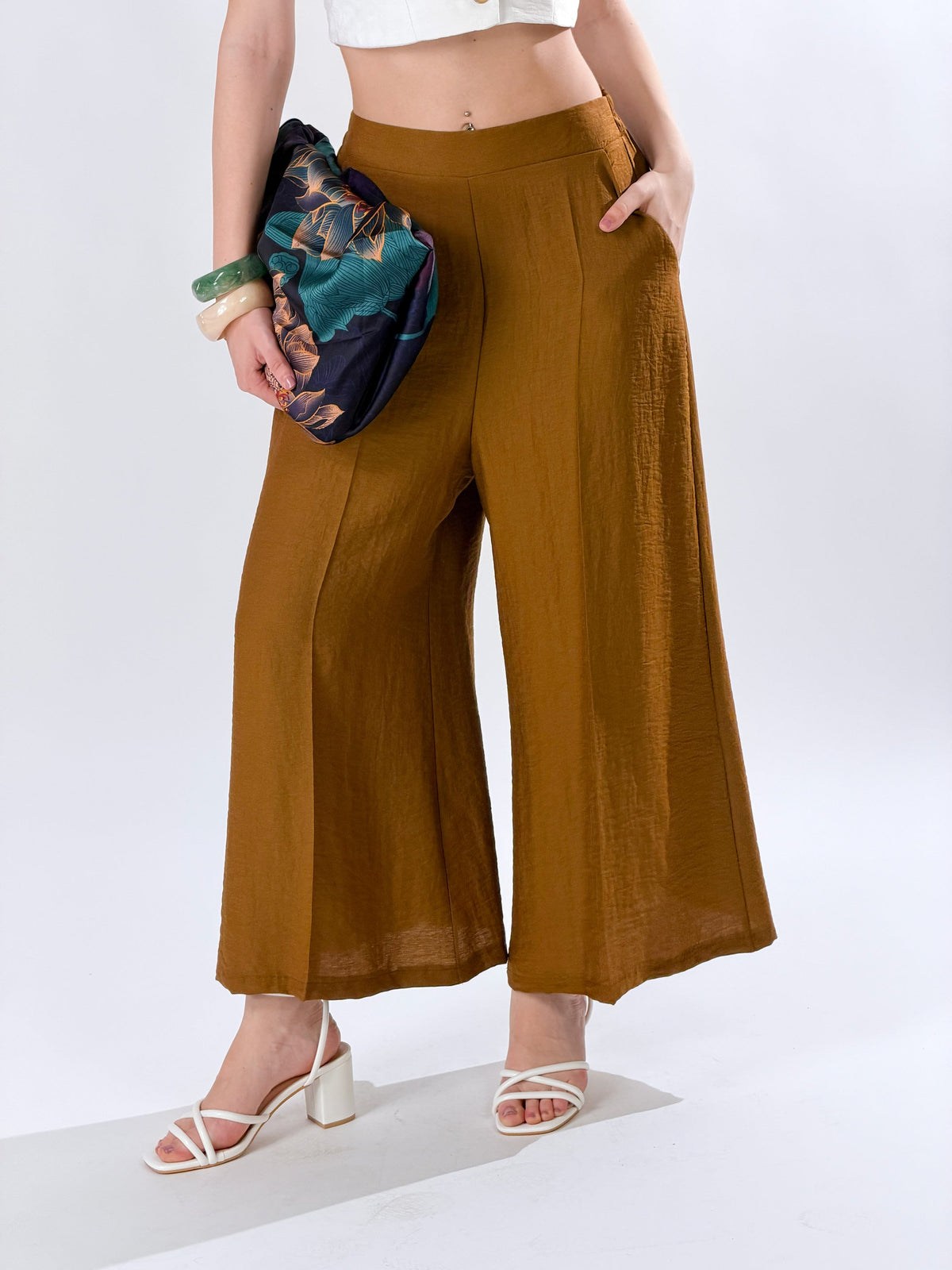 Aina — Pantalón ancho al tobillo de mezcla de lino