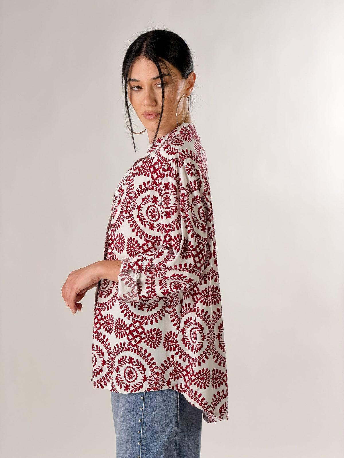 Clementina — Camisa de estampado arabesco