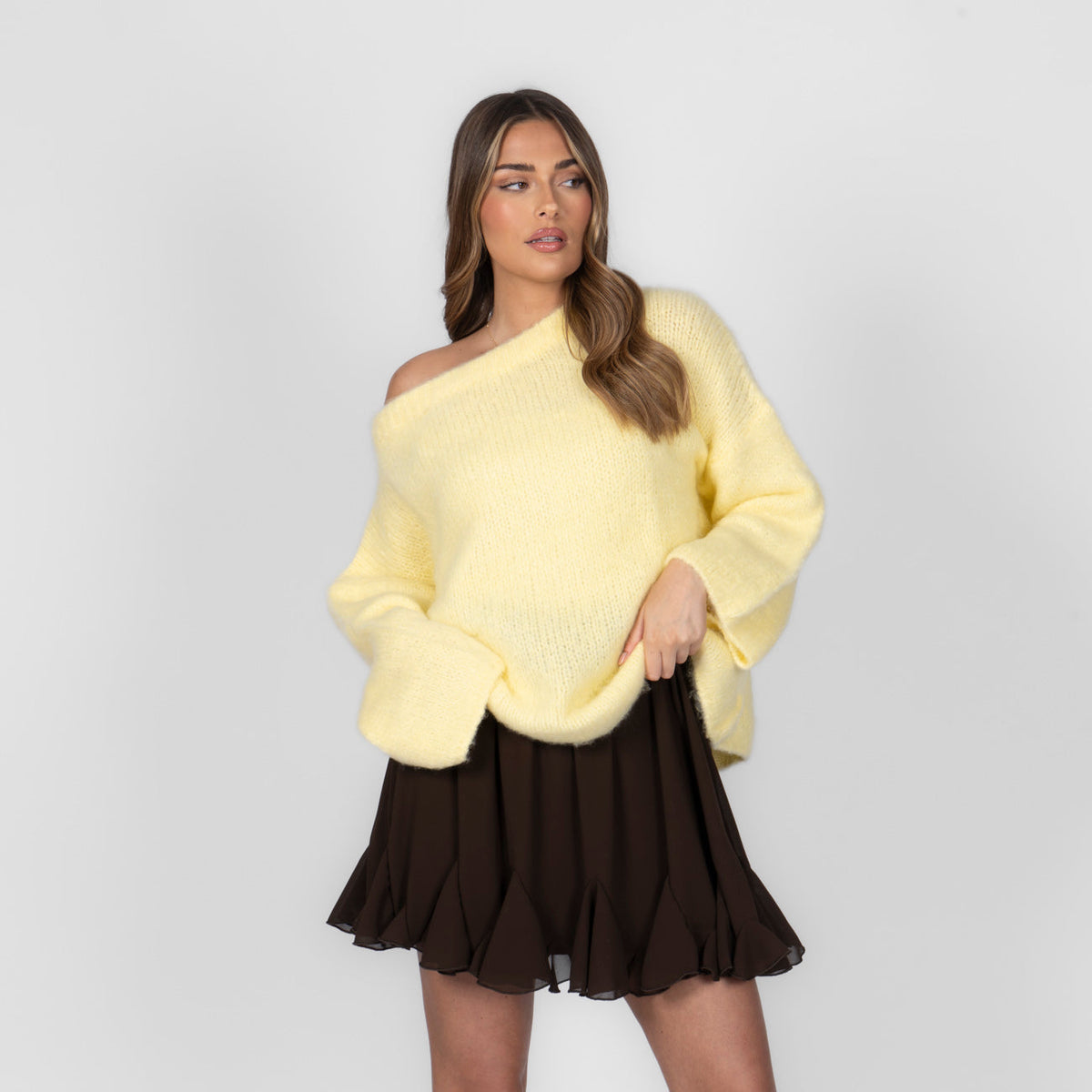 Julieta — Punto ultra suave con hombros descubiertos