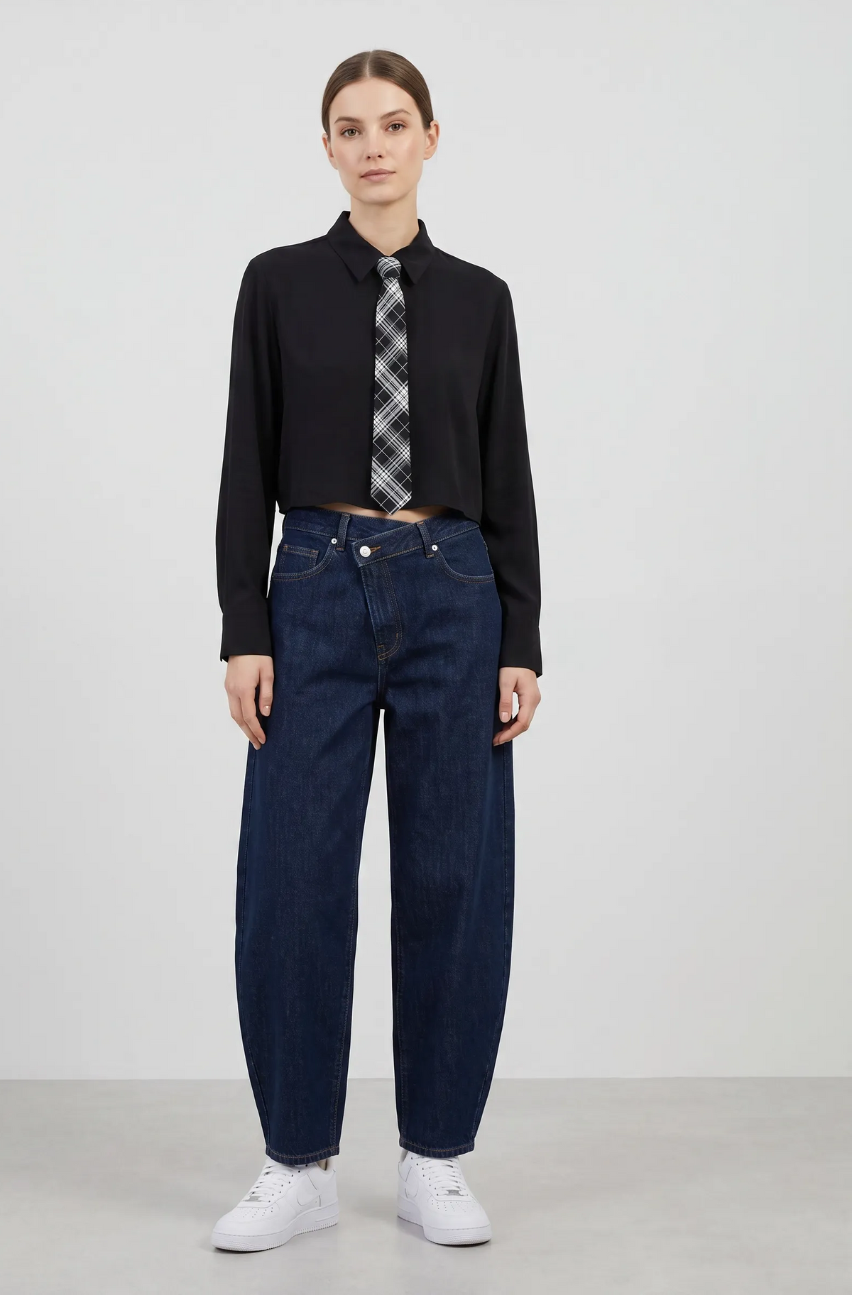 Amaya — Camisa con corbata
