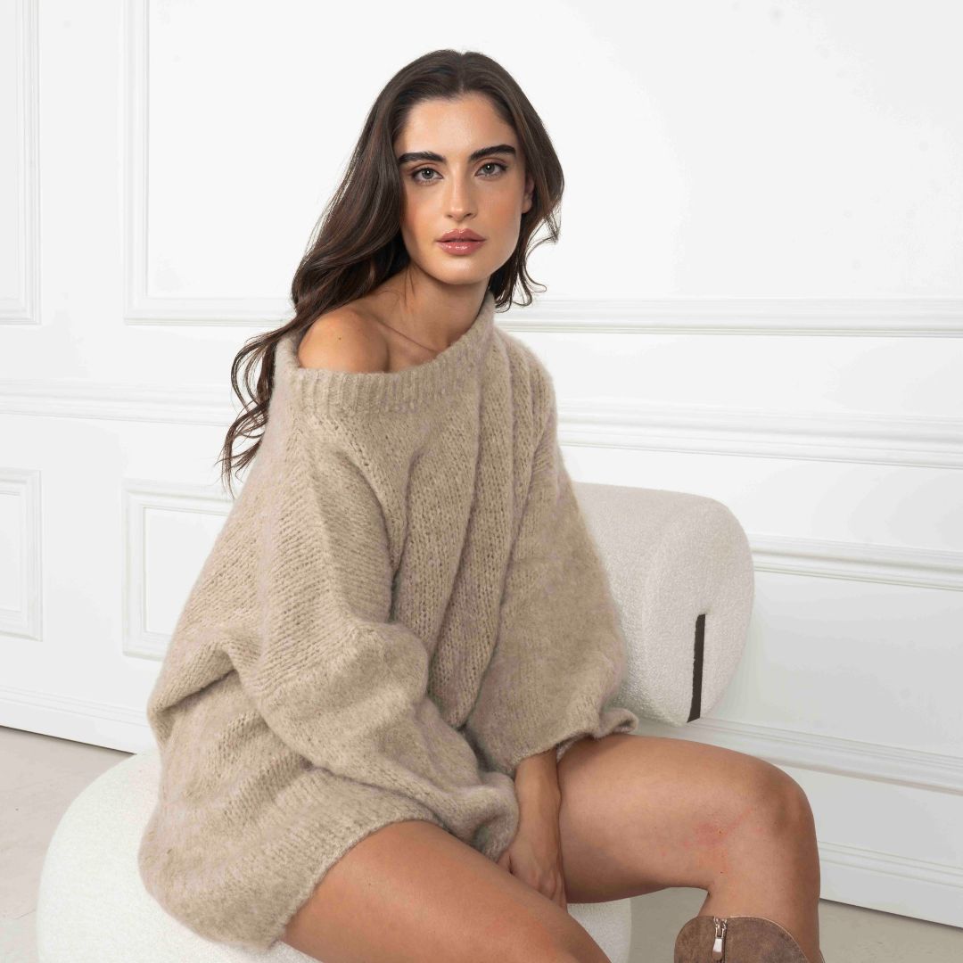 Mía — Vestido jersey ultra suave con hombros descubiertos