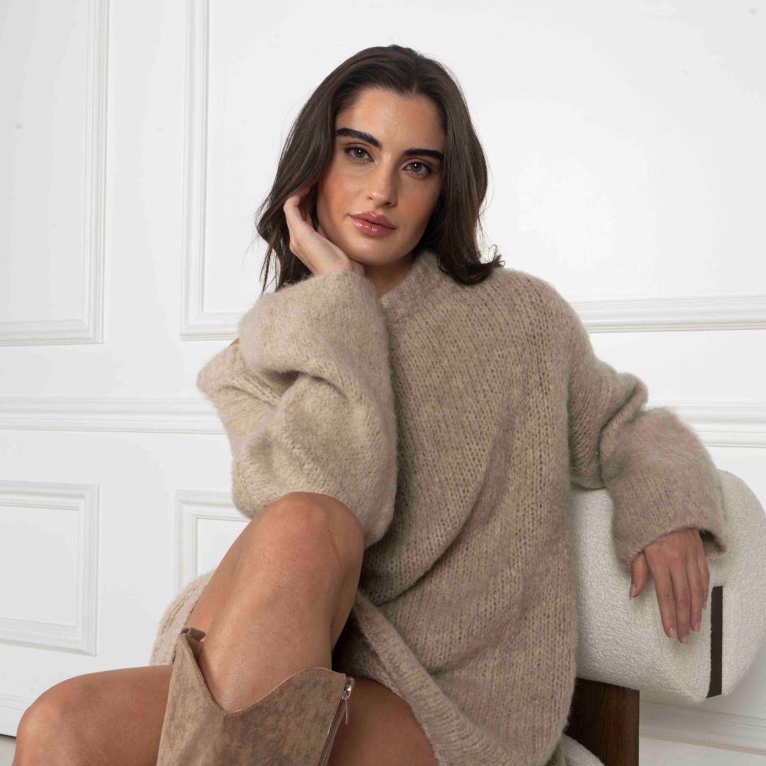 Mía — Vestido jersey ultra suave con hombros descubiertos