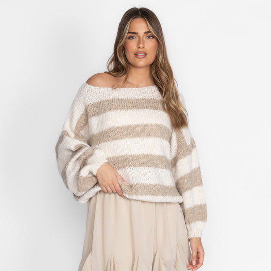 Naiara — Jersey casual de rayas con hombros descubiertos