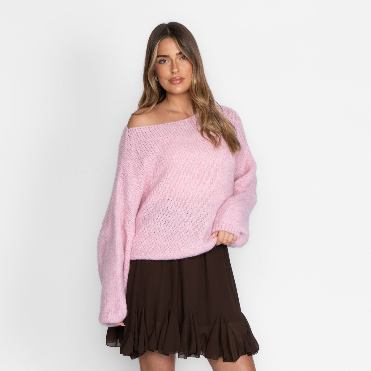 Nayara — Jersey casual con hombros descubiertos