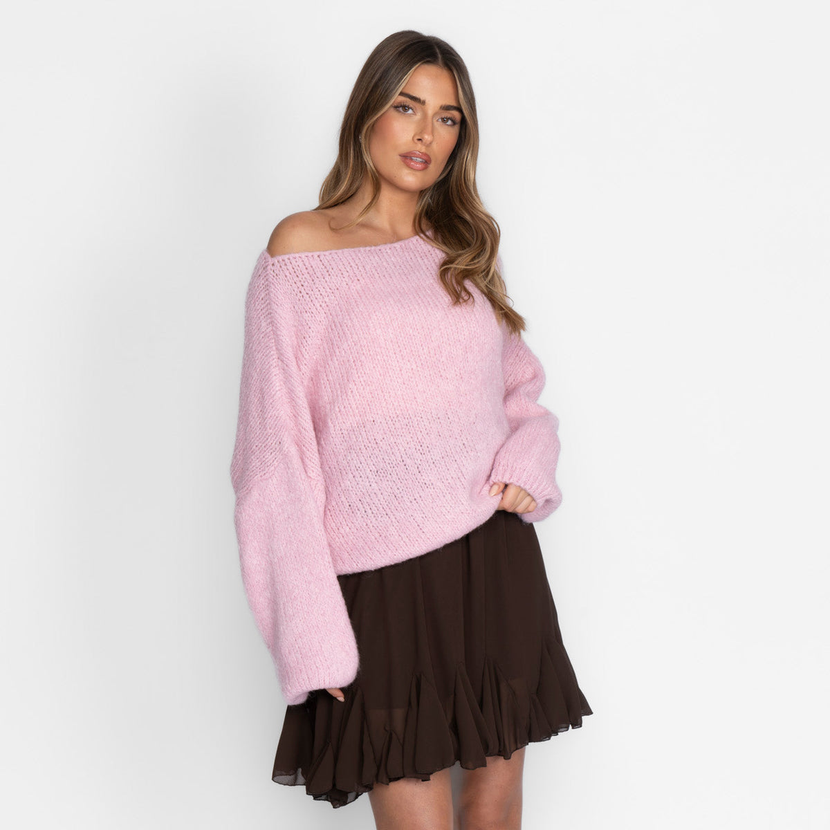 Nayara — Jersey casual con hombros descubiertos