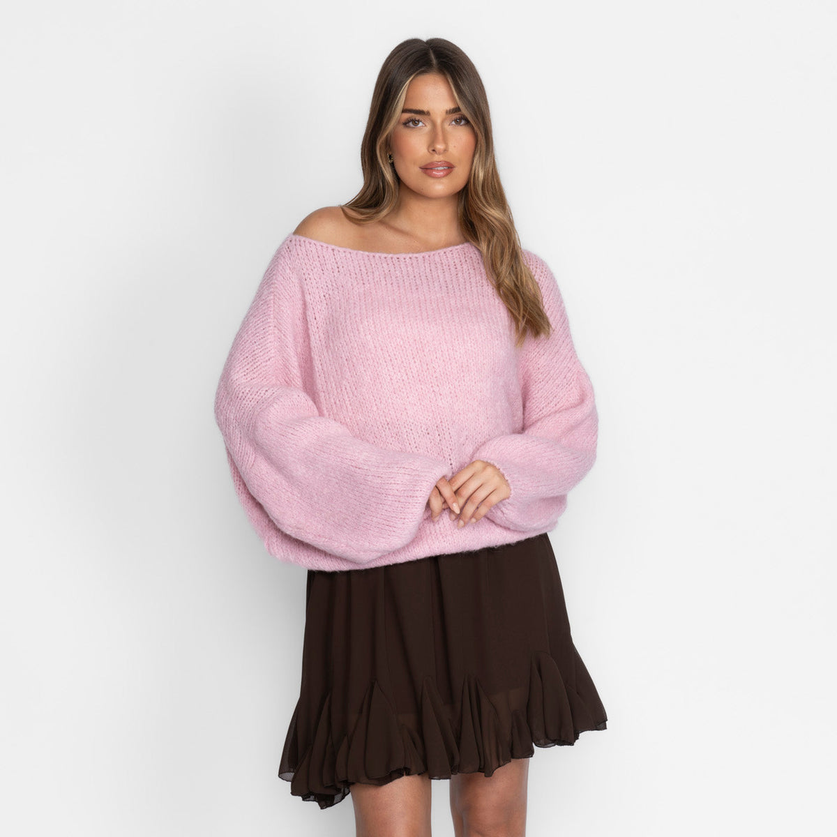 Nayara — Jersey casual con hombros descubiertos