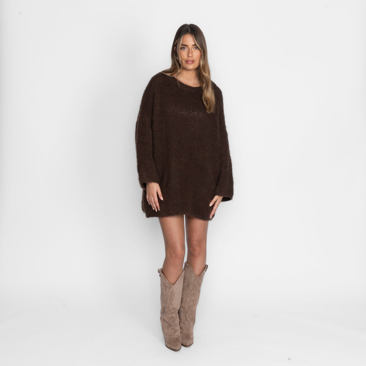 Mía — Vestido jersey ultra suave con hombros descubiertos
