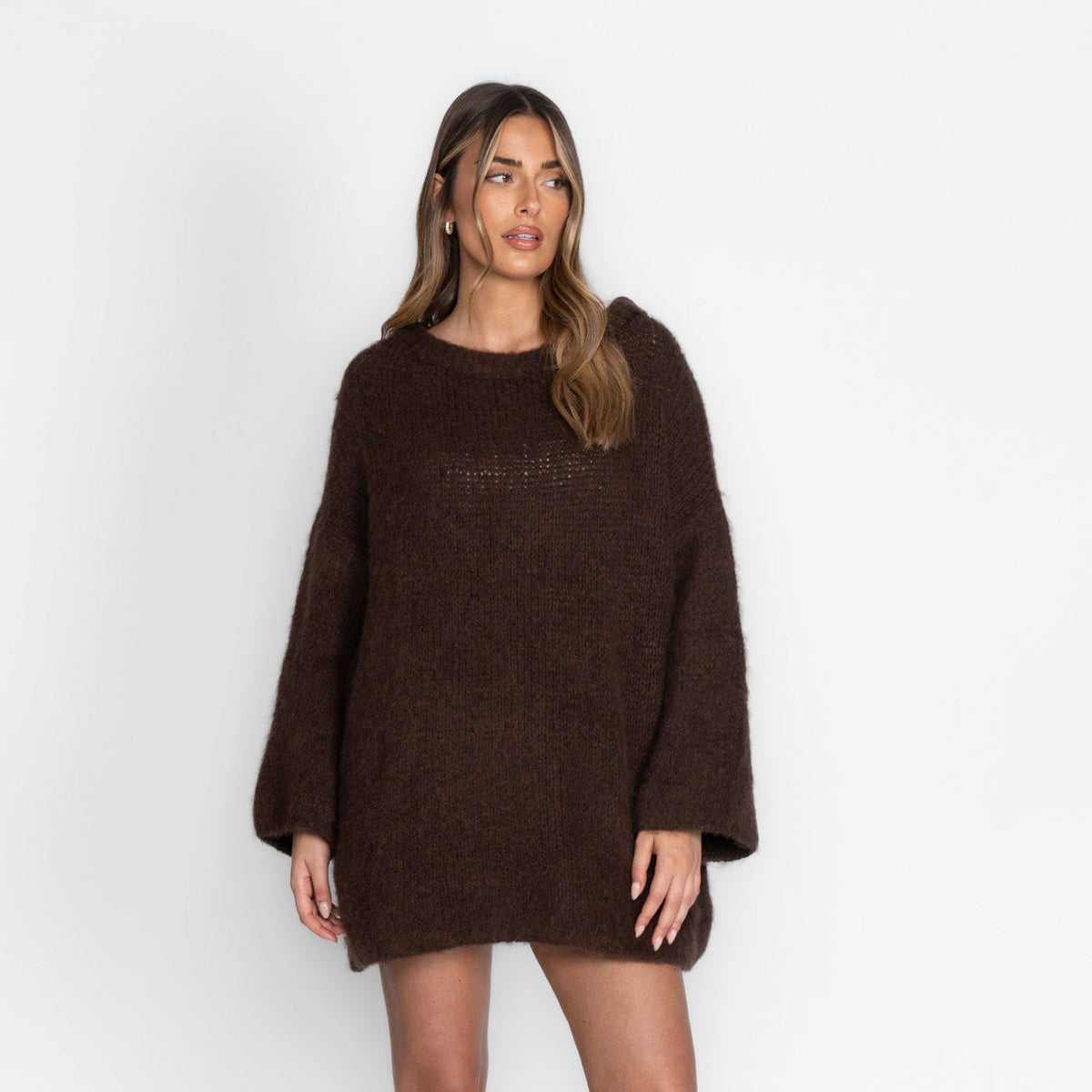 Mía — Vestido jersey ultra suave con hombros descubiertos
