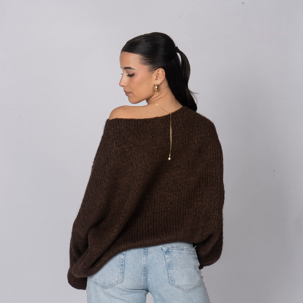 Nayara — Jersey casual con hombros descubiertos