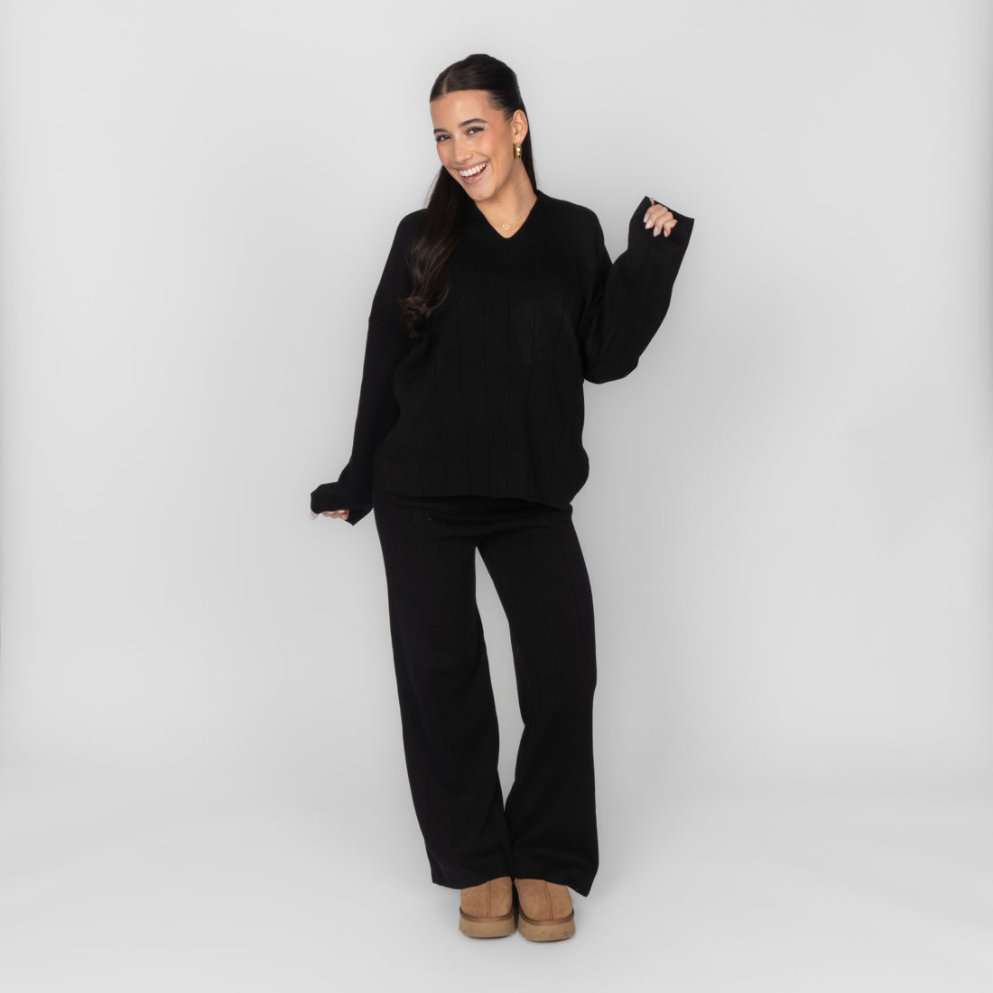 Sofía — Conjunto de punto canalé con escote en V