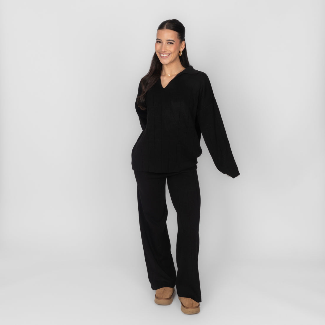 Sofía — Conjunto de punto canalé con escote en V