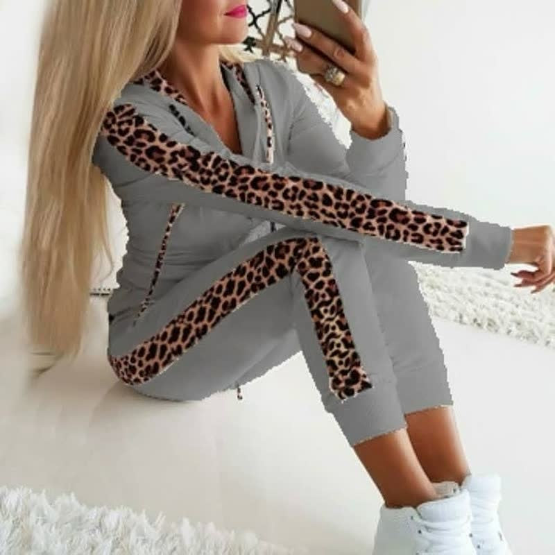 Ana — Conjunto deportivo estampado leopardo con sudadera de capucha