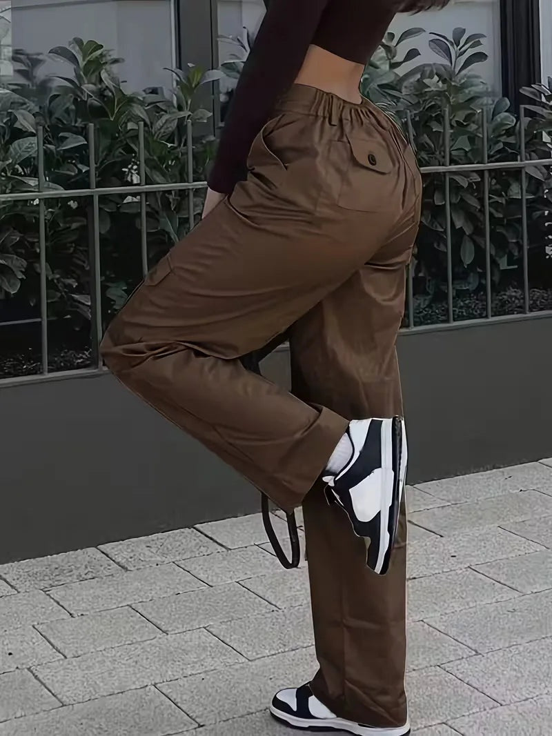 Ivette — Pantalón cargo de polipiel de cintura alta