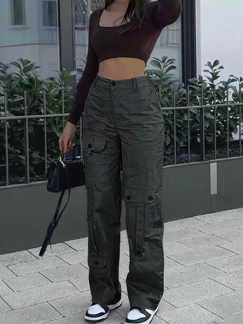 Ivette — Pantalón cargo de polipiel de cintura alta